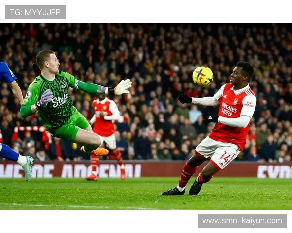 阿森纳对阵桑德兰需破解密集防守与定位球难题