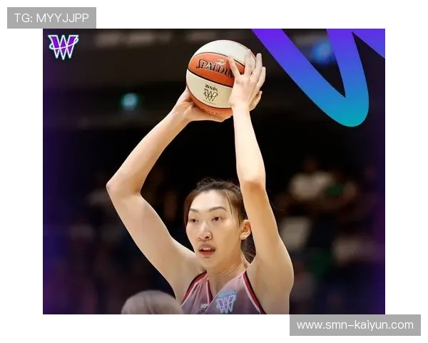 韩旭身着珀斯城市版球衣，引发全场欢呼